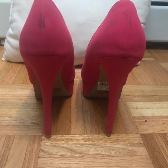 Pink High Heels - Picture 4 of 4